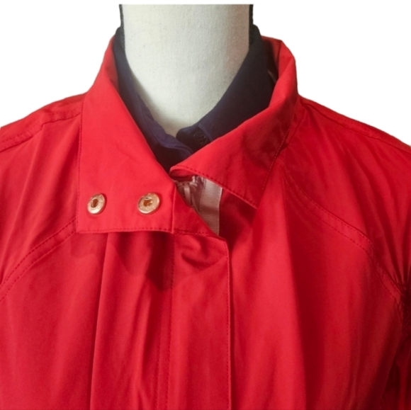 Red Jacket - Picture 11 of 13